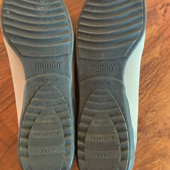 Munro Slip-ons - Picture 2 of 5